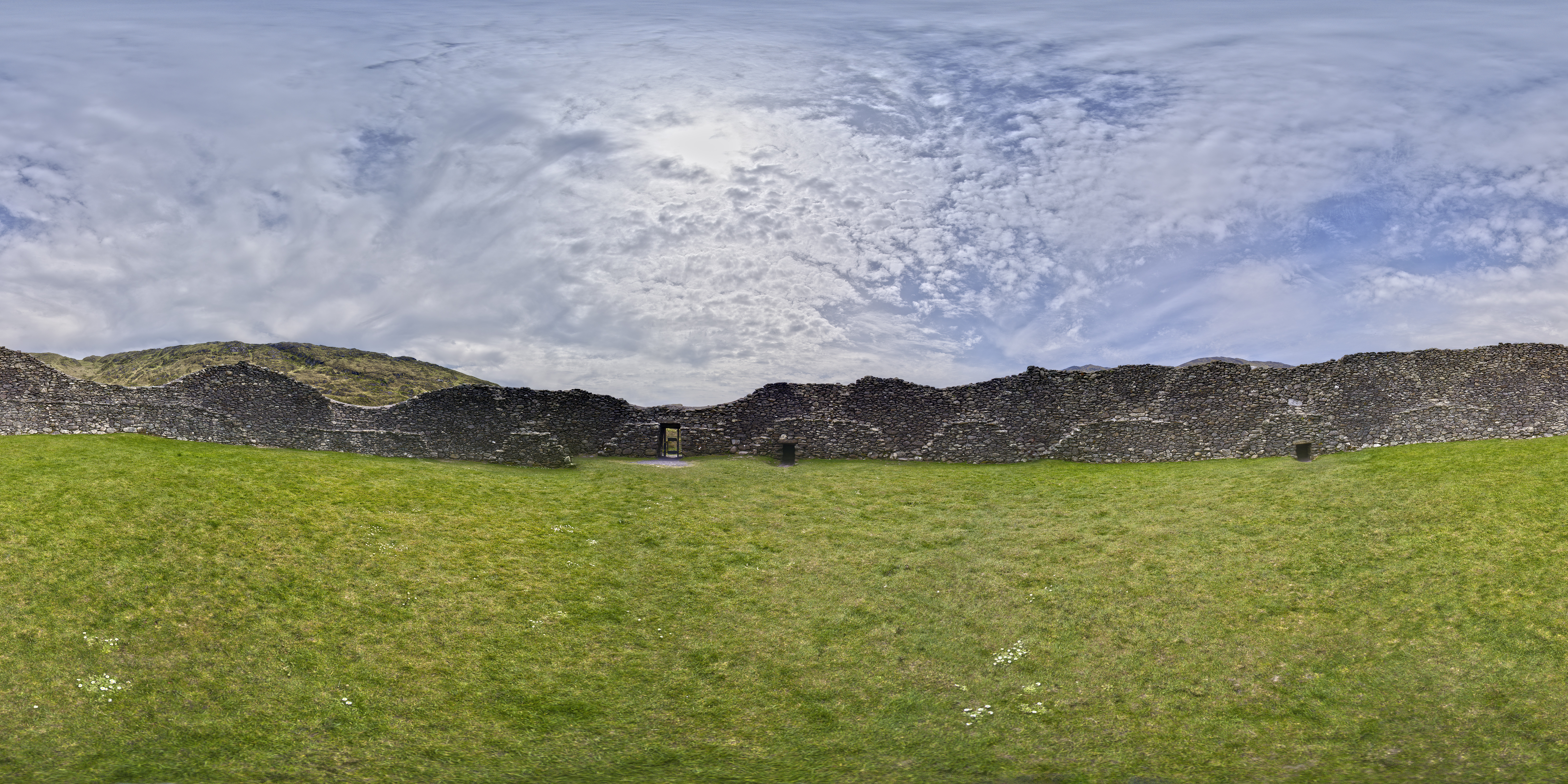 Staigue Stone Fort ist ...